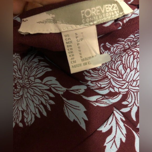 Women's Forever 21 Burgundy Floral Dress - Picture 7 of 7